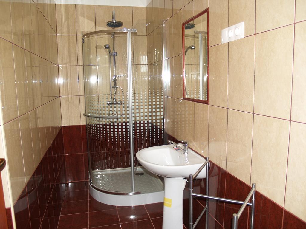 Liliom Apartman Гюла Екстериор снимка